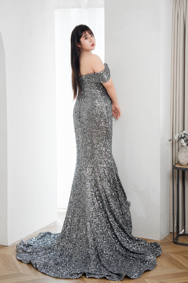 板橋 大尺碼禮服 婚紗 店 銀灰亮片 禮服 曲線友善設計