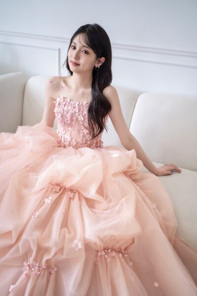 高雄翡麗婚紗 韓系婚紗 花園系列禮服 櫻花少女．粉色花瓣層次禮服