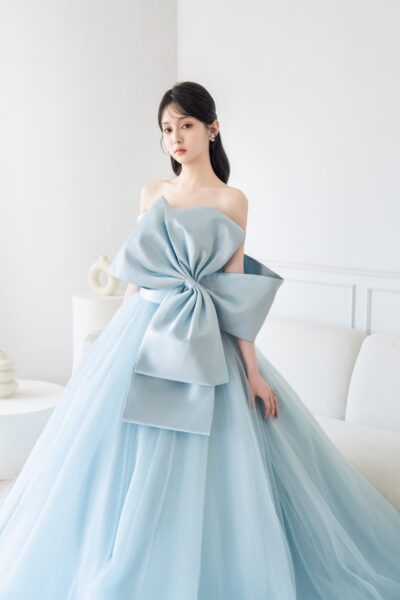 高雄翡麗婚紗 韓系婚紗 花園系列禮服 花園舞蝶．湛藍蝴蝶結禮服