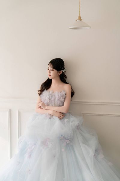 高雄翡麗婚紗 韓系婚紗 花園系列禮服 花園舞蝶．湛藍蝴蝶結禮服4